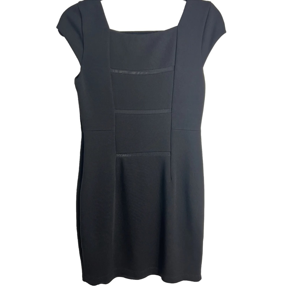 Bailey 44 Body Con Dress Medium Black Stretch Cap Sleeve Knee Length